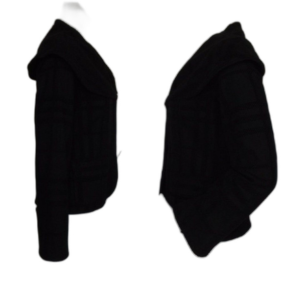 ALICE + OLIVIA Jacket, S,Black Plaid,Bell sleeves, Silk Lined, Big collar,Snaps - Picture 7 of 14